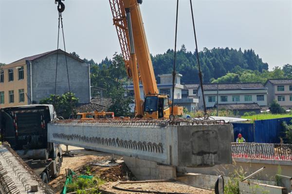 橋，由我們來造；福，由人民去享