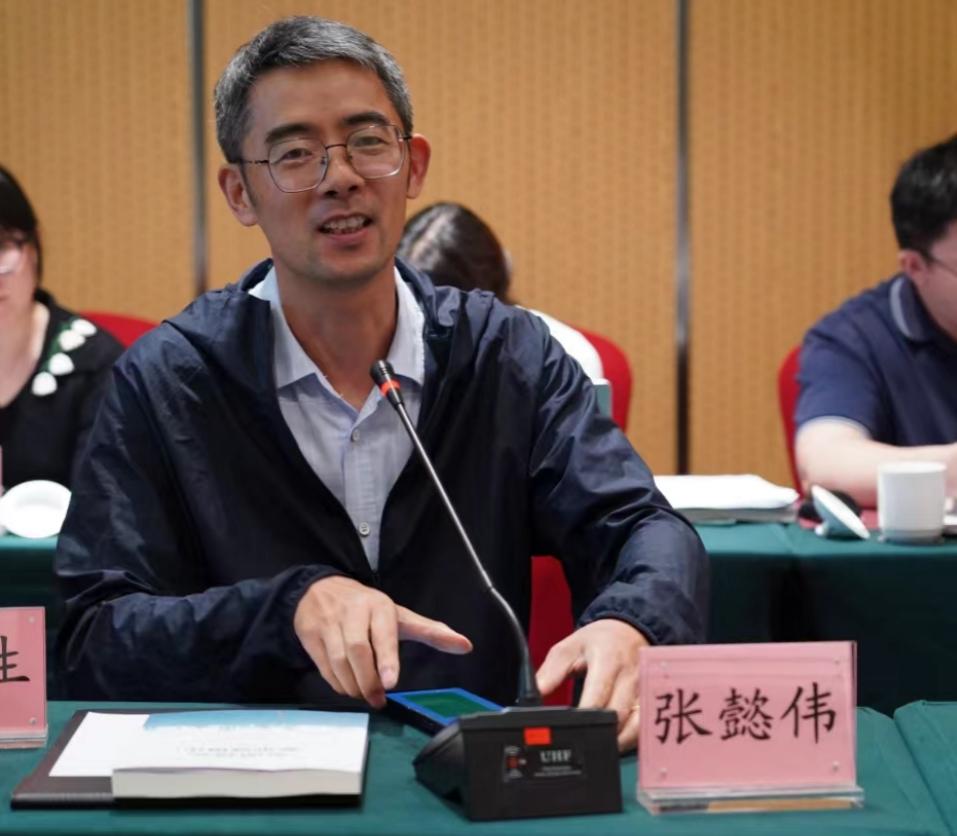 以經(jīng)濟(jì)體制改革為牽引   持續(xù)推進(jìn)城鄉(xiāng)融合發(fā)展   ——中國(guó)城鎮(zhèn)化促進(jìn)會(huì)學(xué)習(xí)貫徹二十屆三中全會(huì)精神座談會(huì)發(fā)言摘要
