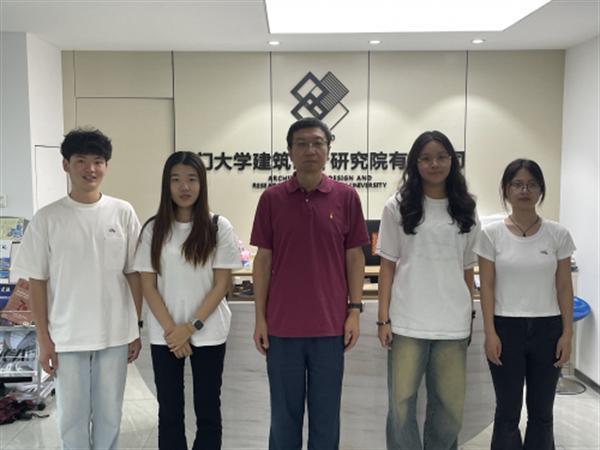 磚瓦里的時(shí)光回響：廈門(mén)大學(xué)嘉庚學(xué)院